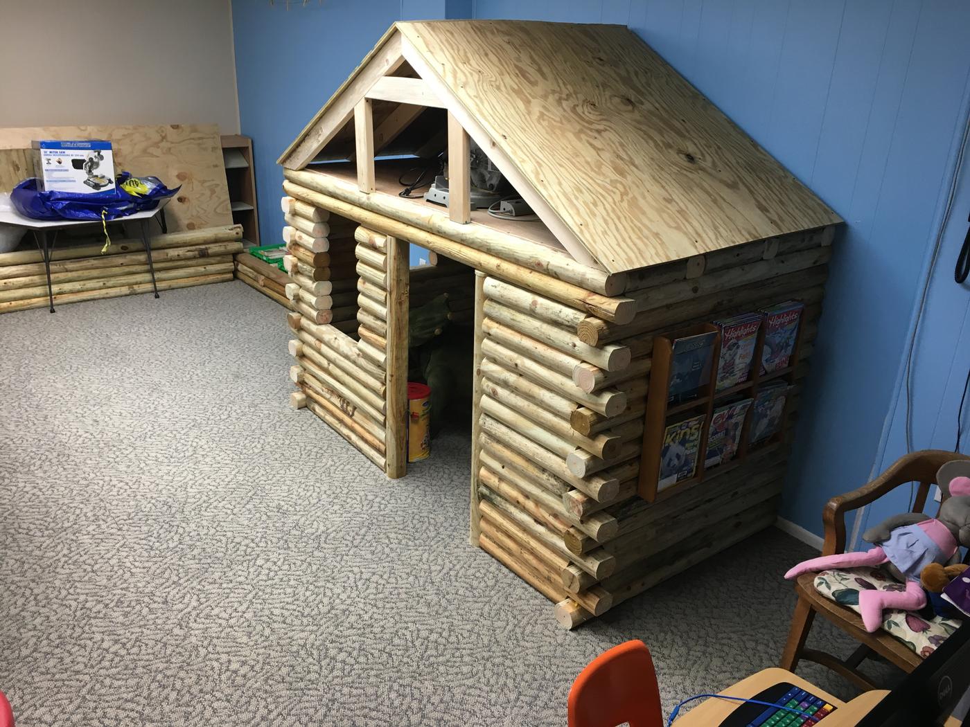 Small Wooden Log Cabin Playhouse